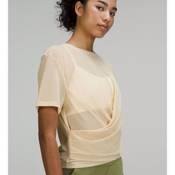 Sz 4 NWT Lululemon Lightweight Mesh Reversible Yoga T-Shirt Prosecco Beige Tan - Picture 3 of 7